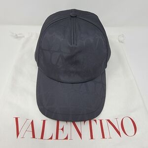 Valentino Garavani Black Logo-Pattern Baseball Cap